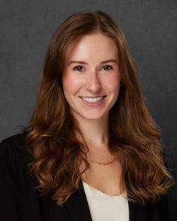 Headshot Image for Kaeli Lange
